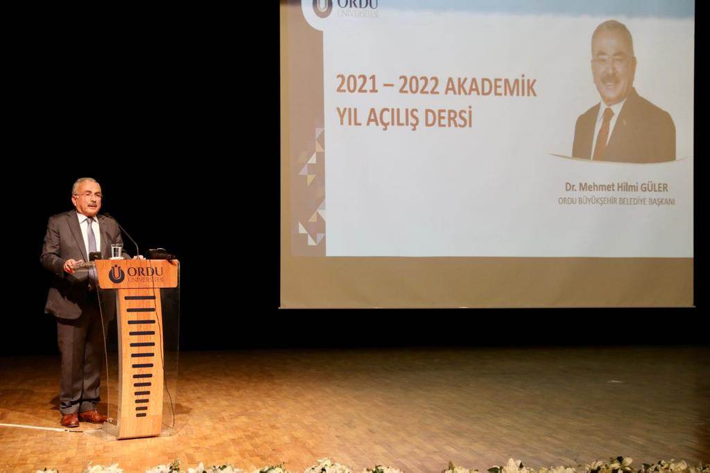 ODÜ’NÜN MİMARI BAŞKAN GÜLER’DEN İLK DERS: HAYALİMİ GERÇEKLEŞTİRDİM